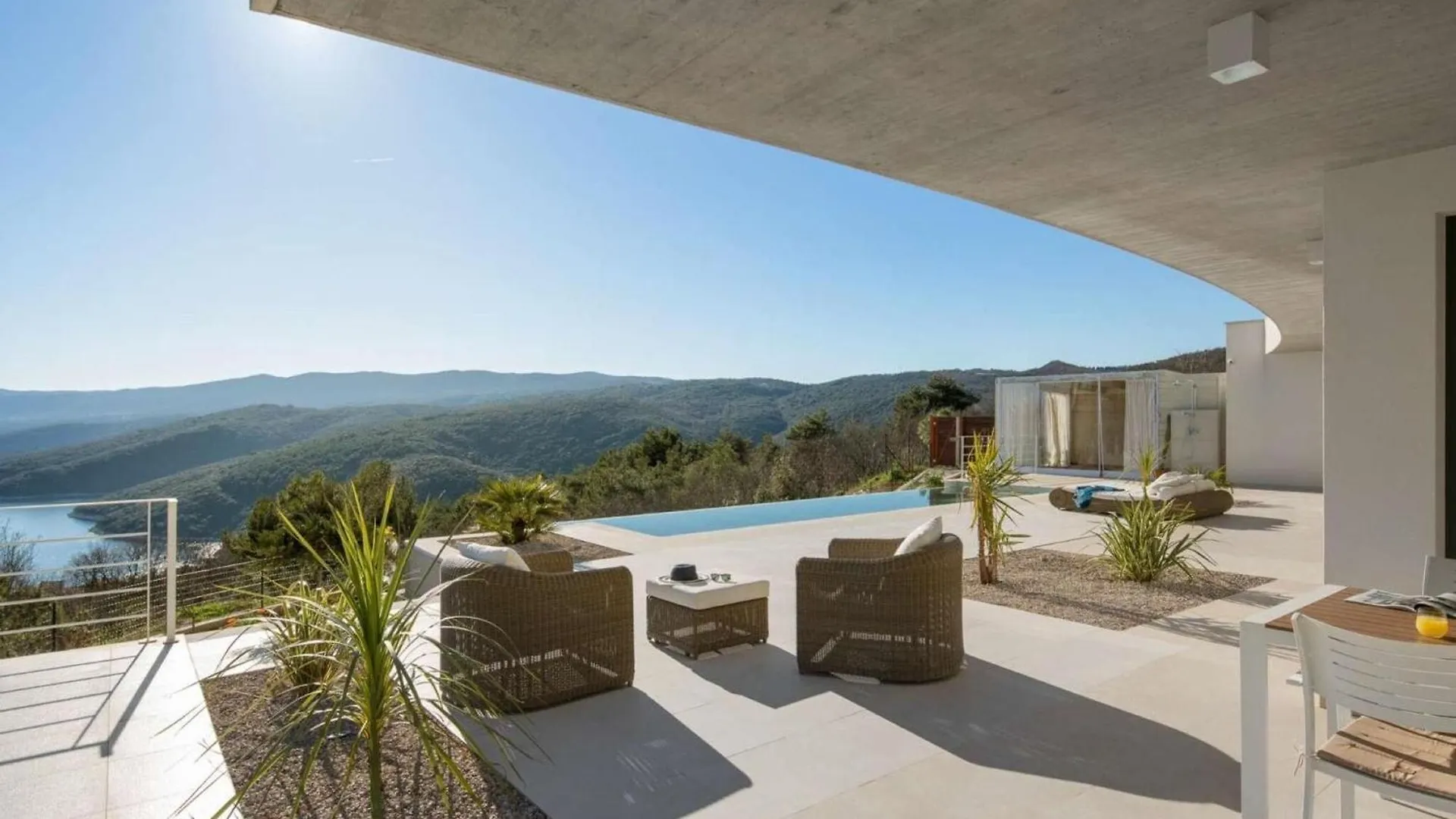 Villa With Sea Views And Wellness In Rabac