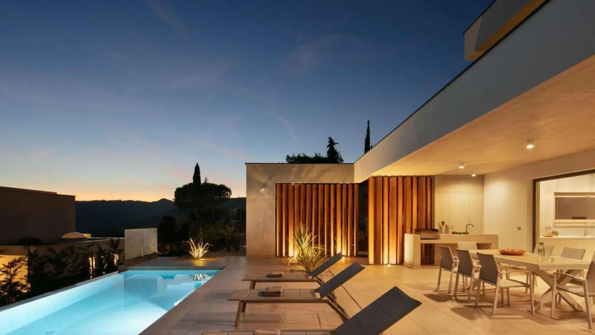 Villa With Sea Views And Wellness In Rabac