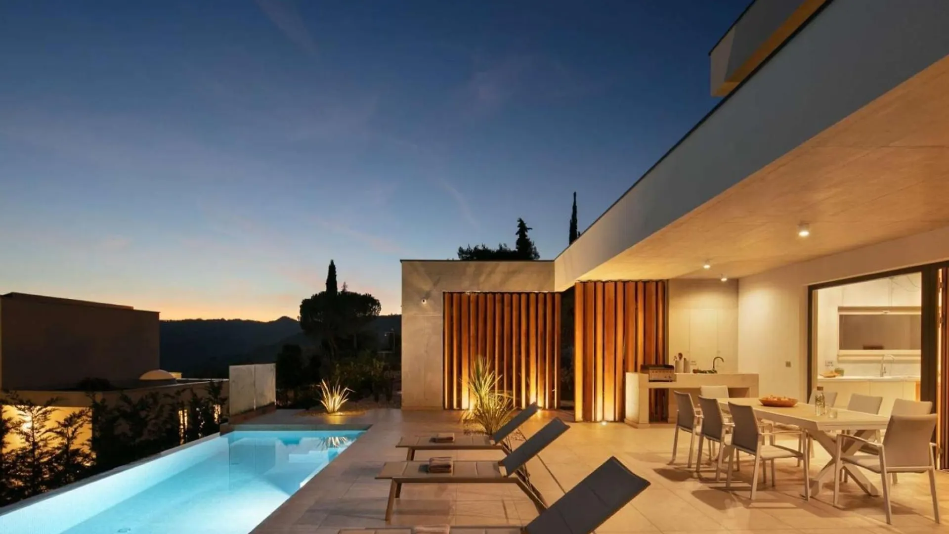 Villa With Sea Views And Wellness In Rabac